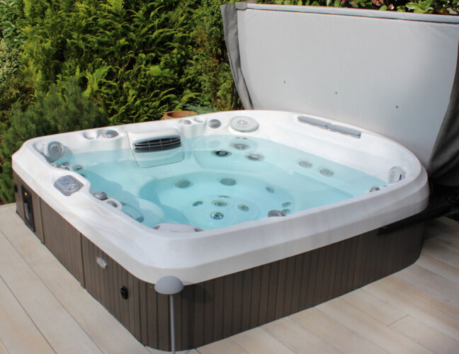 Hot tub built into decking and cover